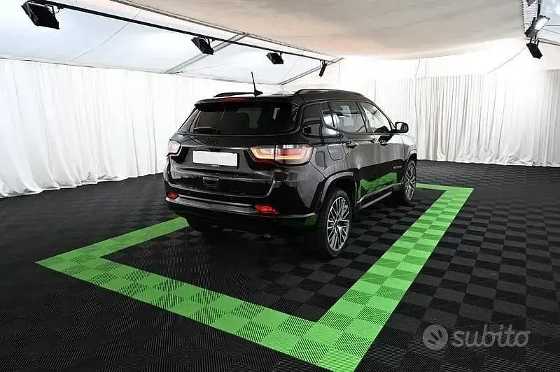 Usata Jeep Compass Summit 131 CV (96 kW) 2025 Nero SUV