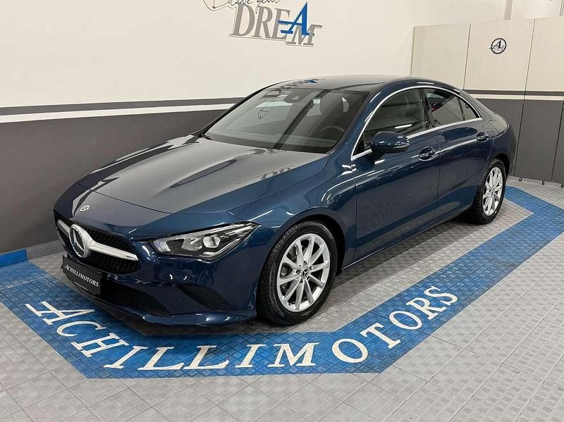 Usata Mercedes CLA200 Business 150 CV (110 kW) 2021 Denim blue Coupé