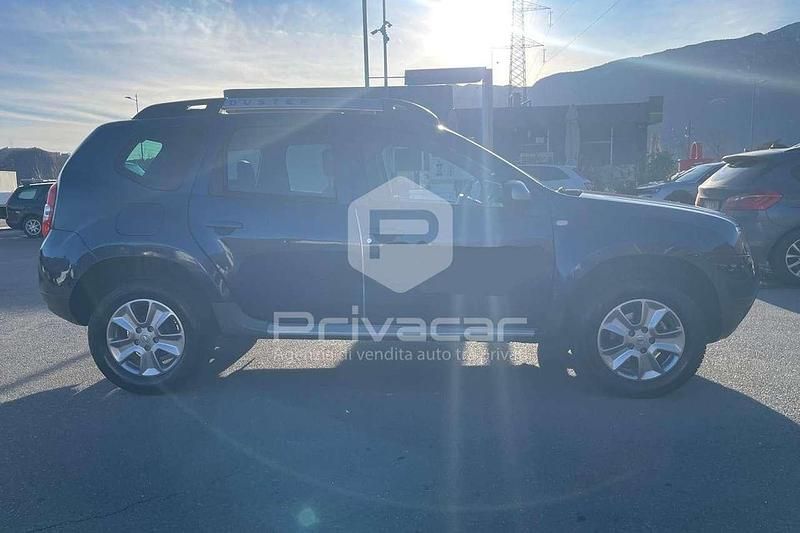 Gebraucht Dacia Duster Lauréate 109 PS (80 kW) 2015 Blau SUV