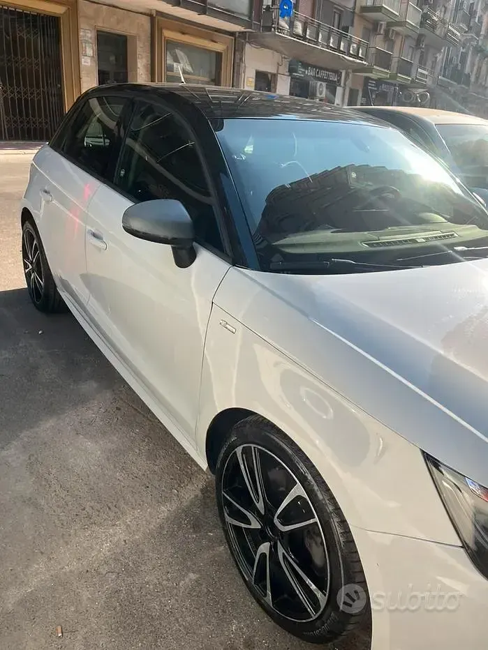 Usata Audi A1 122 CV (89 kW) 2012 Utilitaria