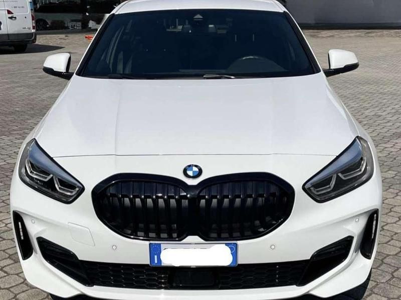 Usata BMW 120 M Sport 190 CV (139 kW) 2021 Bianco Utilitaria