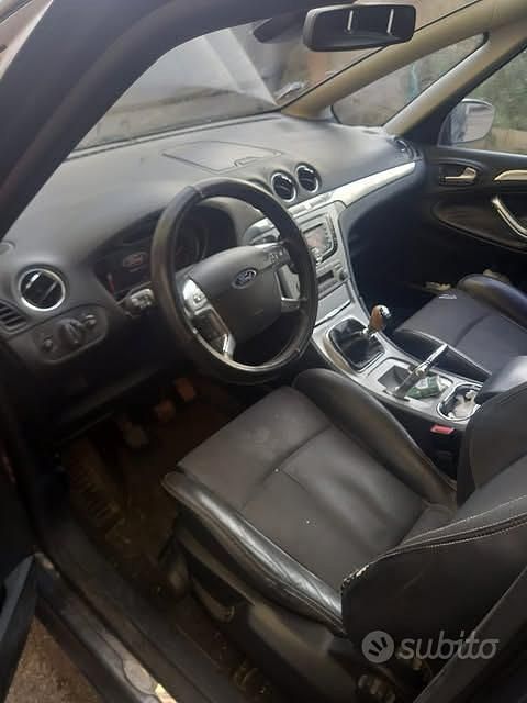 Usata Ford S-MAX S 140 CV (102 kW) 2009 Monovolume