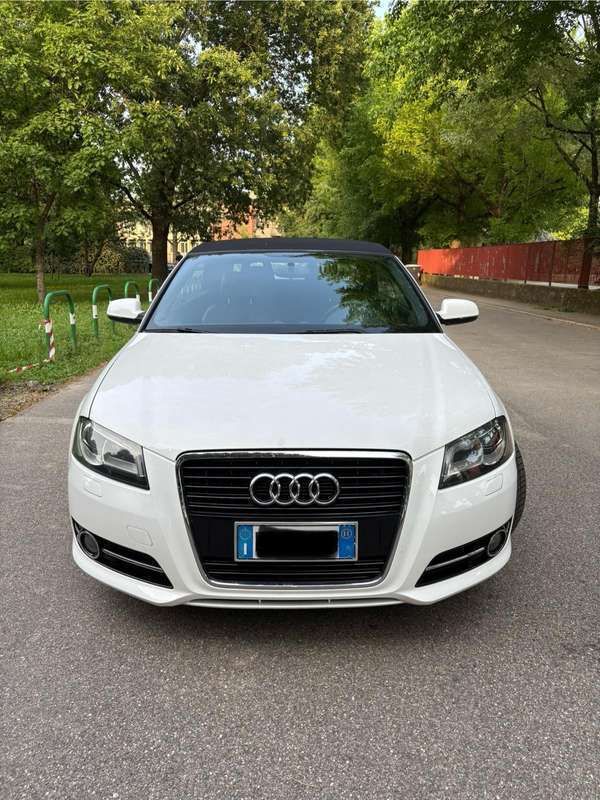Usata 2011 Audi A3 Cabriolet Ambition Cabrio | 8100 € (Buon prezzo) - Immagine 1/4