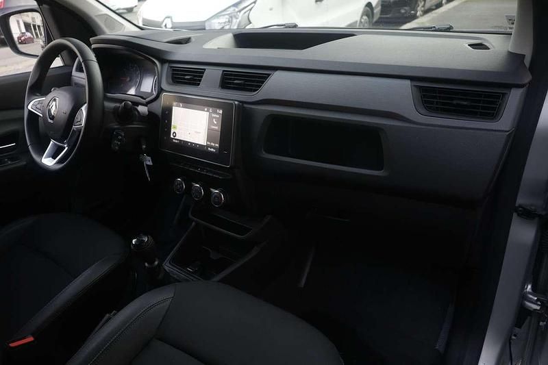 Usata Renault Kangoo 95 CV (69 kW) 2023 Grigio Monovolume