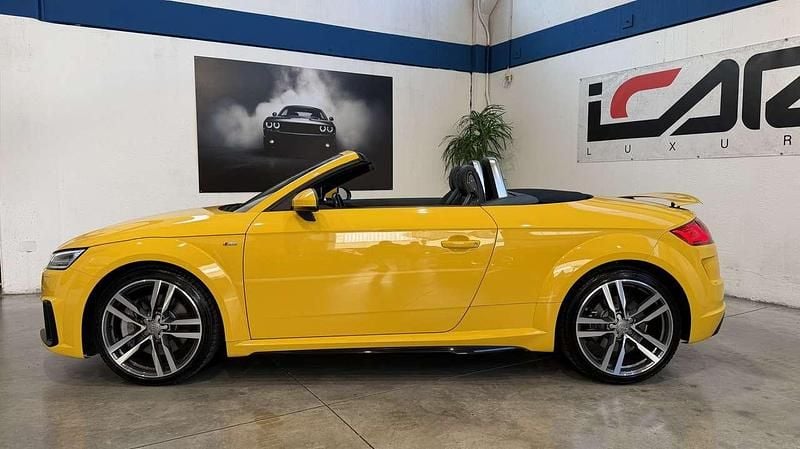 Usata Audi TT Roadster Ambiente 245 CV (180 kW) 2019 Giallo Cabrio