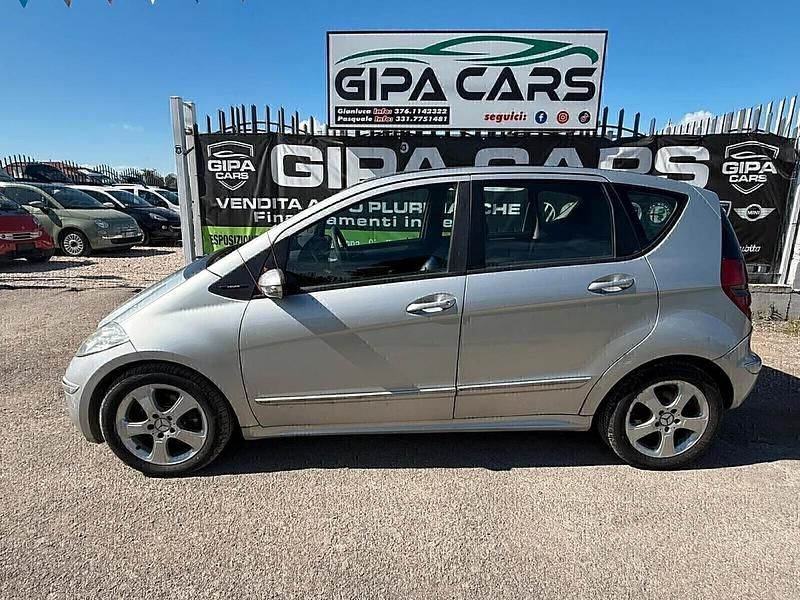 Usata Mercedes A200 Avantgarde 140 CV (102 kW) 2010 Grigio Berlina