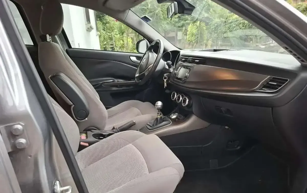 Usata Alfa Romeo Giulietta Distinctive 105 CV (77 kW) 2015 Utilitaria