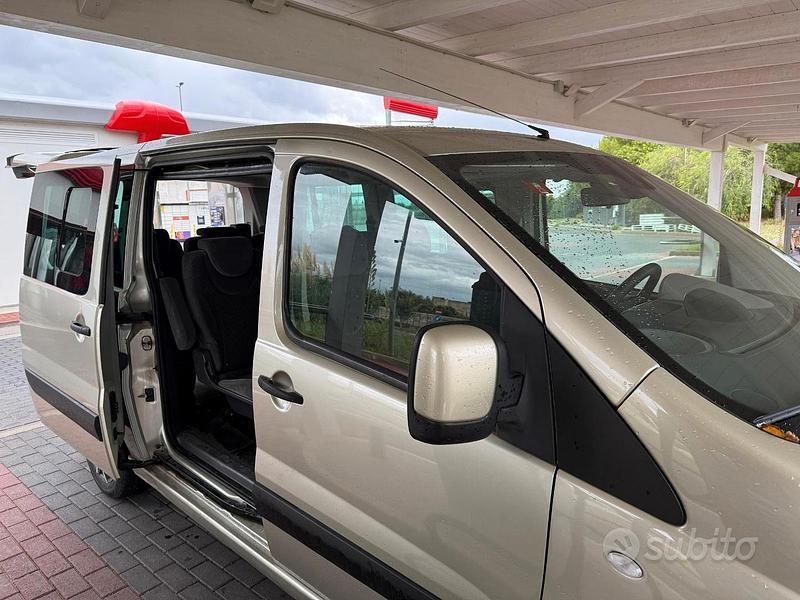 Usata Peugeot Expert 90 CV (66 kW) 2008 Furgone