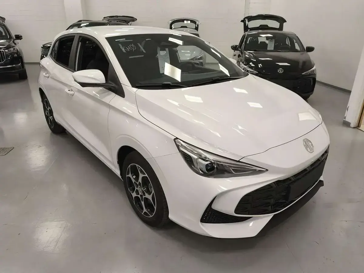 Nuova MG MG3 Luxury 194 CV (142 kW) 2026 Bianco Utilitaria