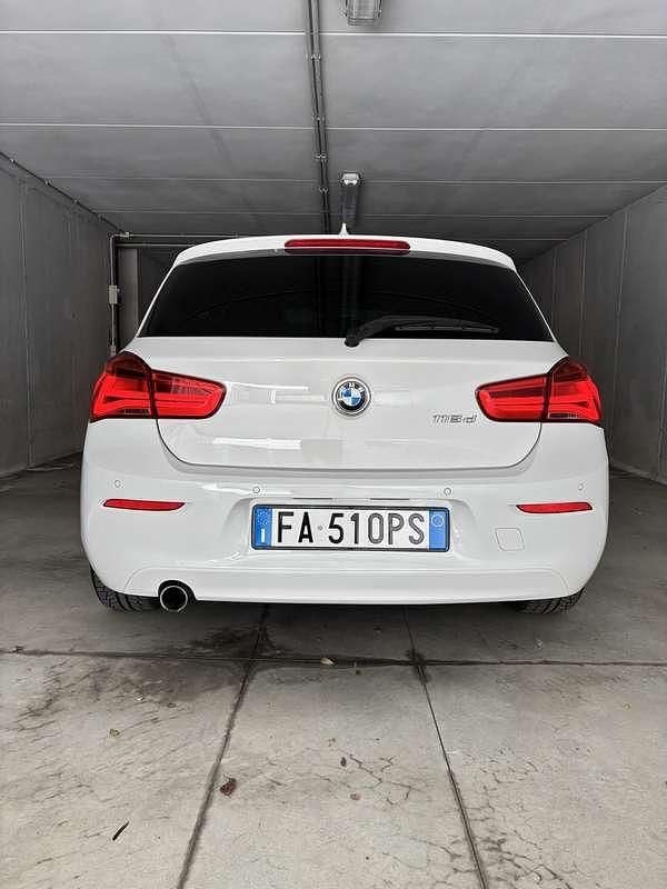 Usata BMW 116 Advantage 116 CV (85 kW) 2015 Bianco Utilitaria