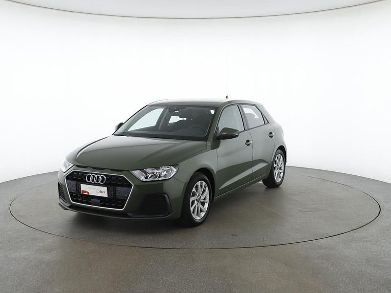 Verde Usata 2024 Audi A1 Sportback Advanced Utilitaria | 24.500 € (Buon prezzo) - Immagine 1/4