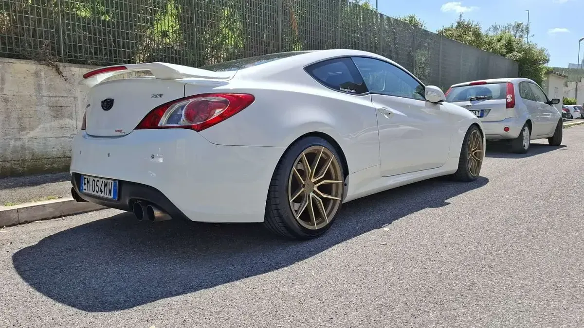 Usata Hyundai Genesis Sport 234 CV (172 kW) 2012 Coupé