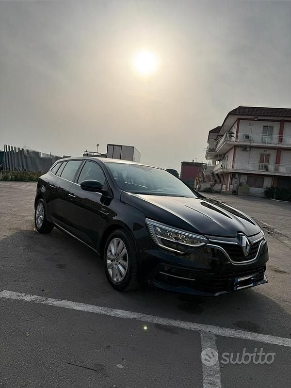 Usata Renault Mégane GrandTour Equilibre 116 CV (85 kW) 2023 Nero Station wagon
