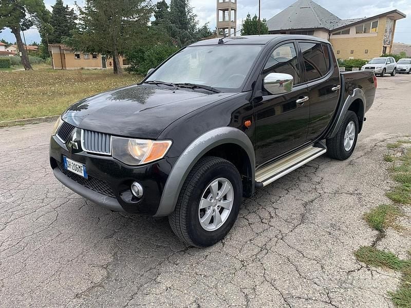 Usata Mitsubishi L200 167 CV (122 kW) 2008 Pick-up
