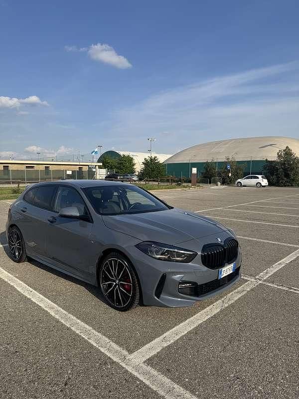 Usado BMW 118 M Sport 150 CV (110 kW) 2023 Utilitario