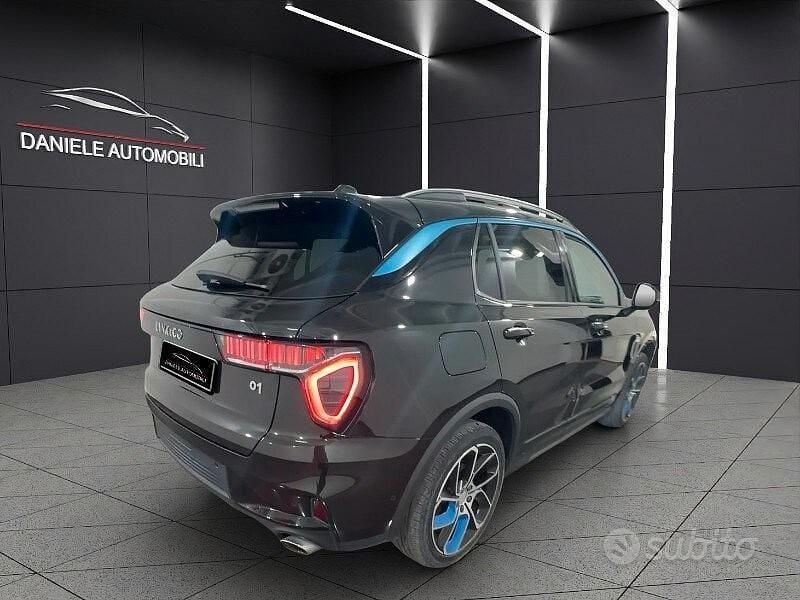 Usata Lynk & Co 01 261 CV (191 kW) 2023 Nero SUV