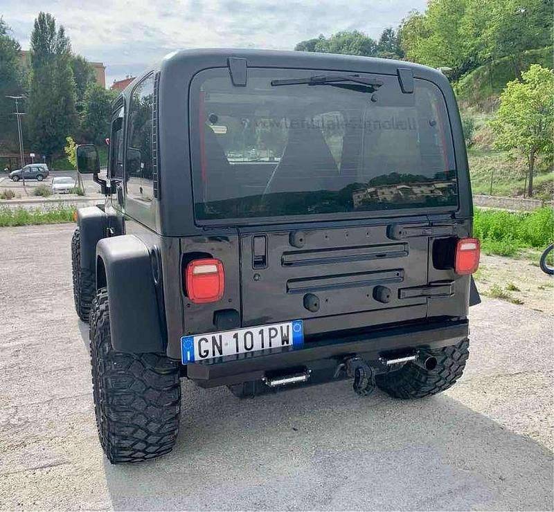 Usata Jeep Wrangler 177 CV (130 kW) 1997 Nero SUV
