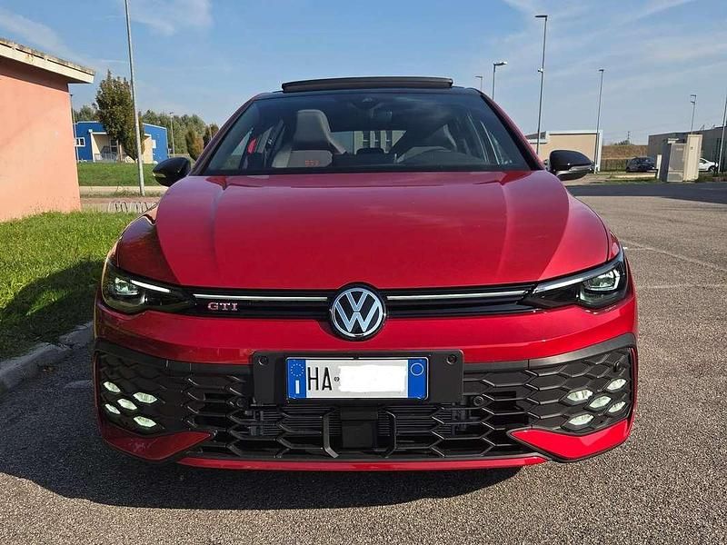 Usata VW Golf VIII GTI 265 CV (194 kW) 2025 Rosso Berlina