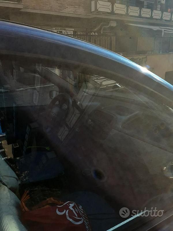 Usata Fiat Punto 60 CV (44 kW) 2002 Blu Berlina