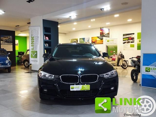 Usata BMW 318 Sport Line 143 CV (105 kW) 2014 Nero Station wagon
