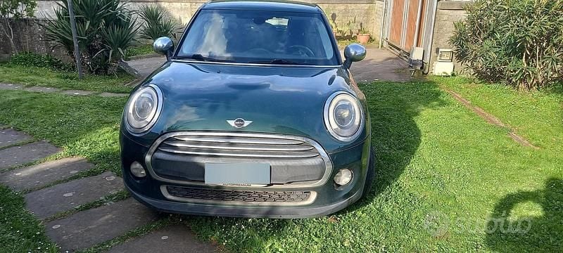 Begagnad Mini ONE 102 HK (75 kW) 2015 Halvkombi