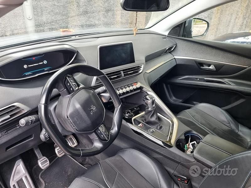 Usata Peugeot 3008 Crossway 120 CV (88 kW) 2018 Grigio Berlina