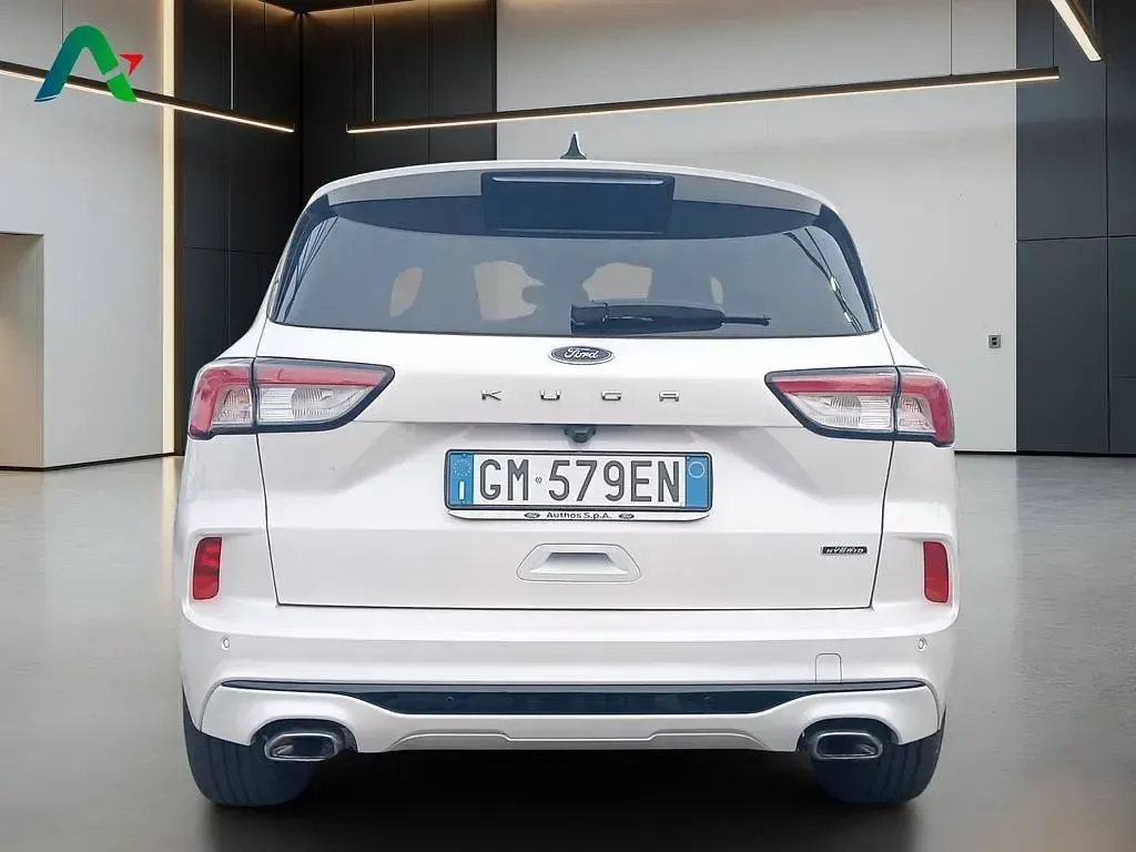 Usata Ford Kuga ST-Line X 225 CV (165 kW) 2023 Platinum white (colore speciale) SUV