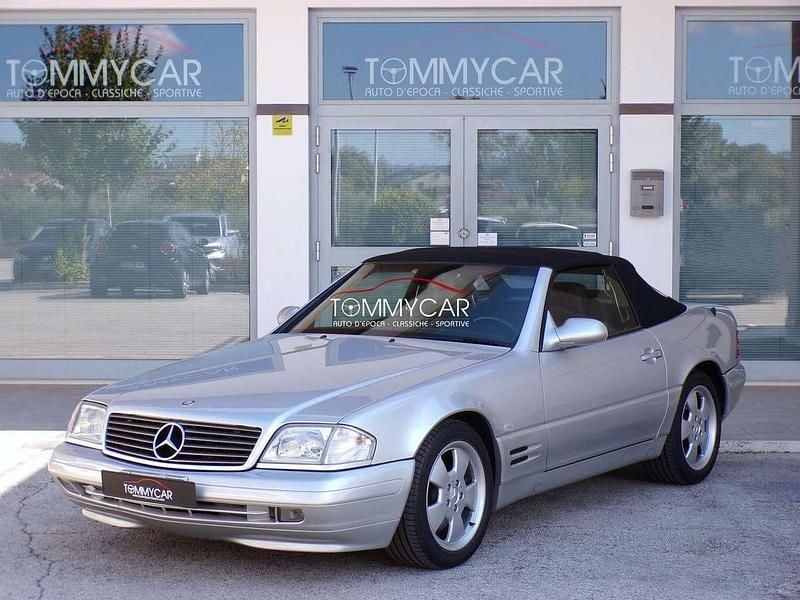 Usata Mercedes SL320 224 CV (164 kW) 2000 Argento Cabrio