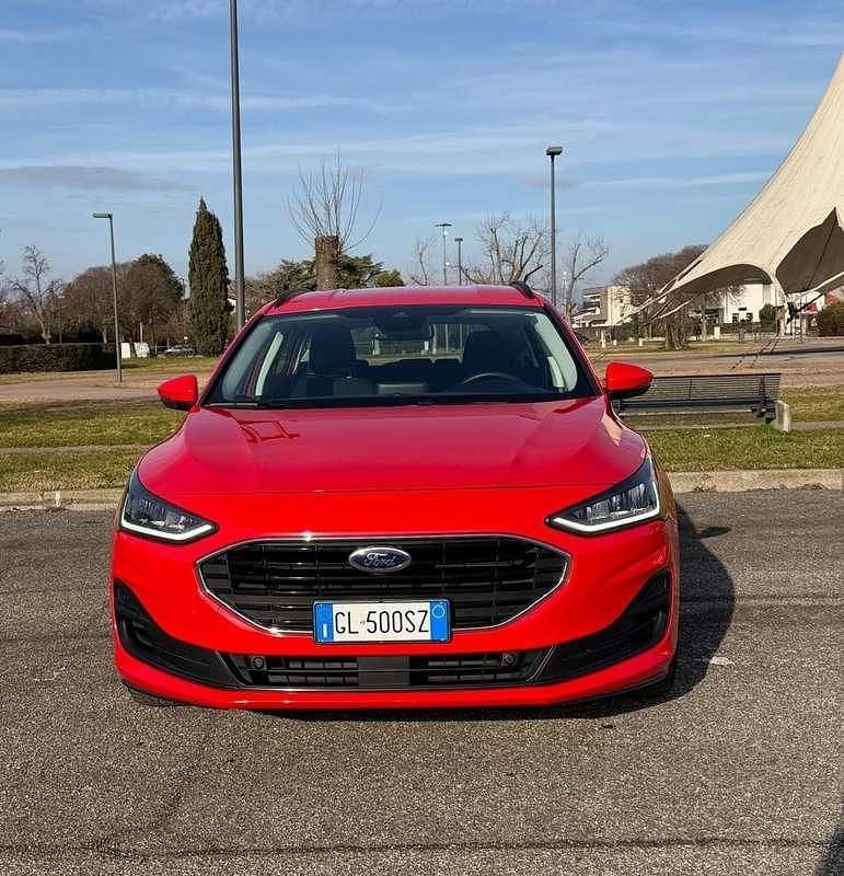 Usata Ford Focus Active 120 CV (88 kW) 2022 Rosso Station wagon