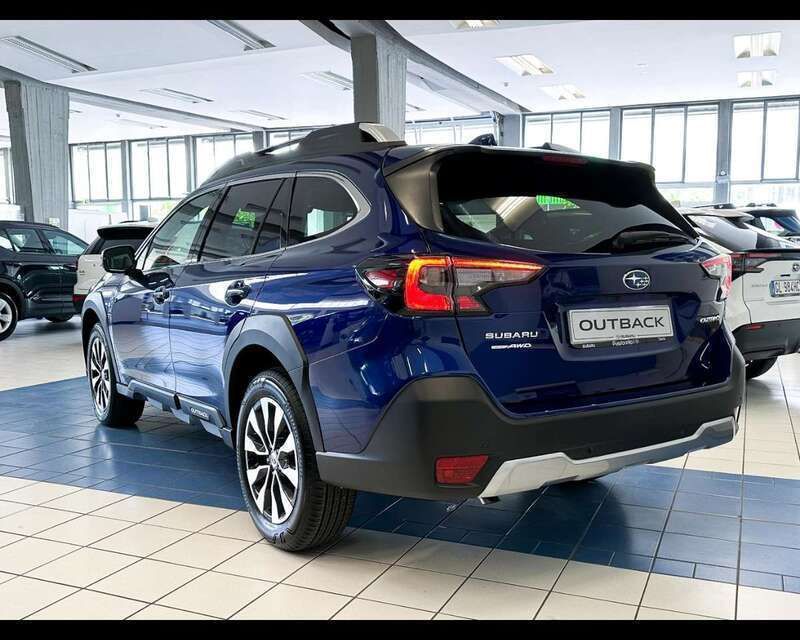 Nuova Subaru Outback Premium 169 CV (124 kW) 2025 Sapphire blue pearl SUV
