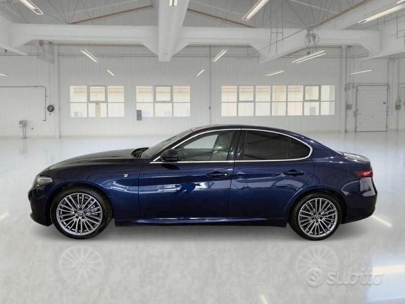 Usata Alfa Romeo Giulia Business 190 CV (139 kW) 2021 Blu Berlina