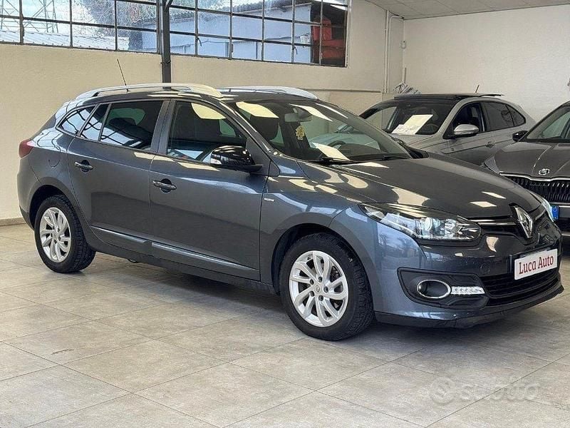 Usata Renault Mégane GrandTour 110 CV (80 kW) 2016 Grigio scuro Station wagon