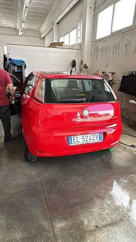 Usata Fiat Punto S 84 CV (61 kW) 2012 Rosso Utilitaria