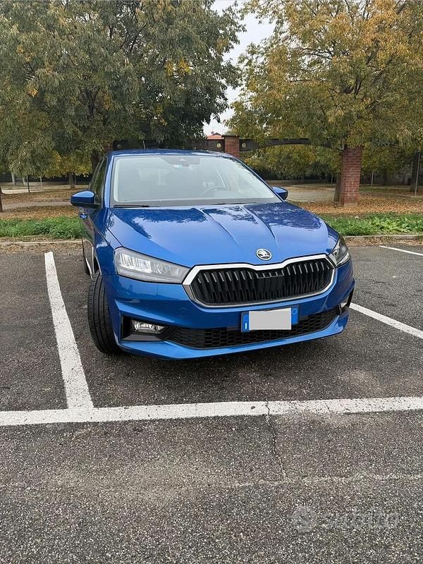 Usata 2024 Skoda Fabia Tre volumi | 16.000 € (Buon prezzo) - Immagine 1/4