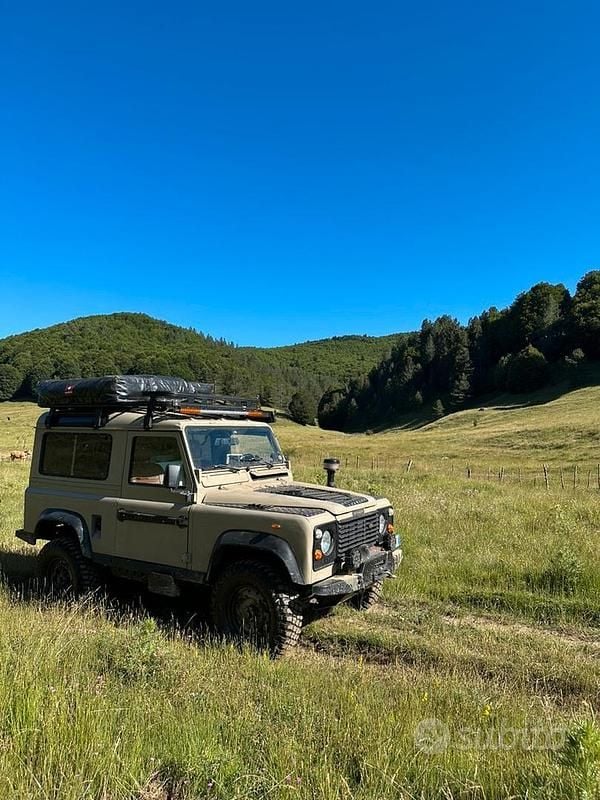 Usata Land Rover Defender 86 CV (63 kW) 1986 SUV