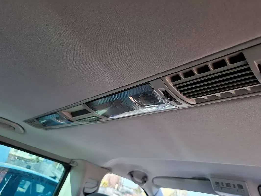 Usata VW Caravelle 174 CV (127 kW) 2006 Blu/azzurro Furgone