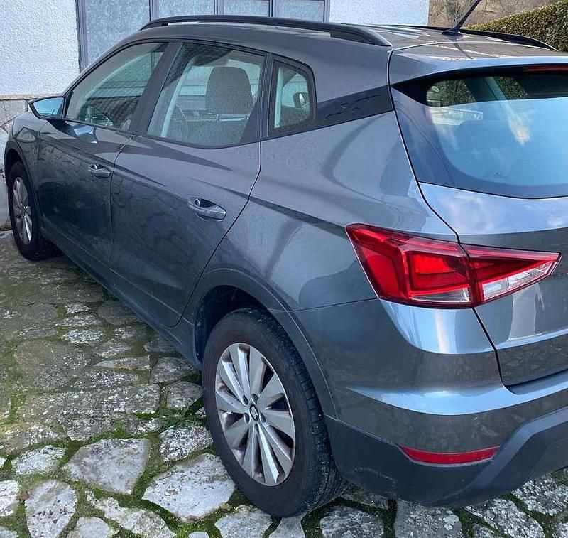 Usata Seat Arona Style 95 CV (69 kW) 2018 Grigio SUV