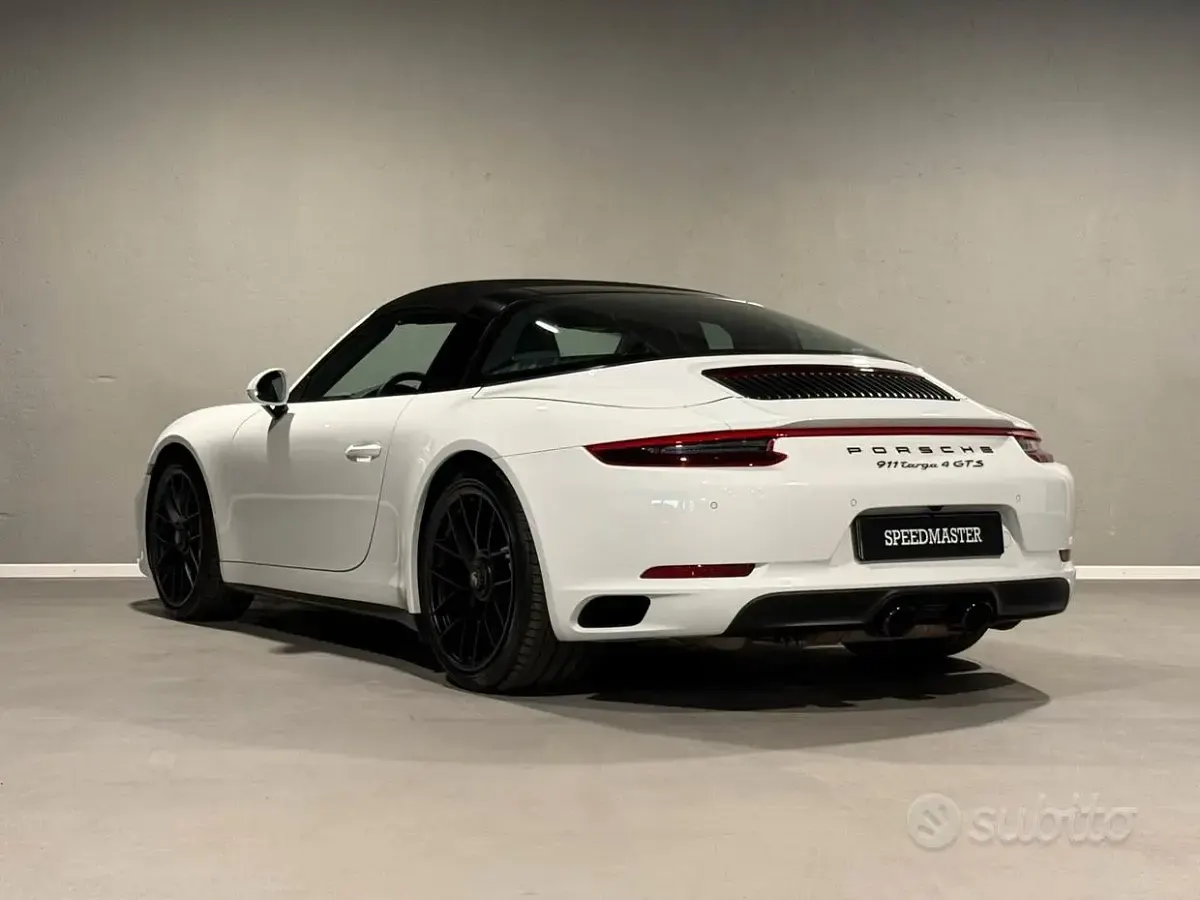 Usata Porsche 911 Targa 4 450 CV (330 kW) 2018 Bianco Cabrio