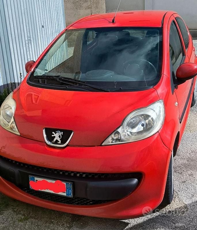Usata Peugeot 107 2007 Rosso Utilitaria