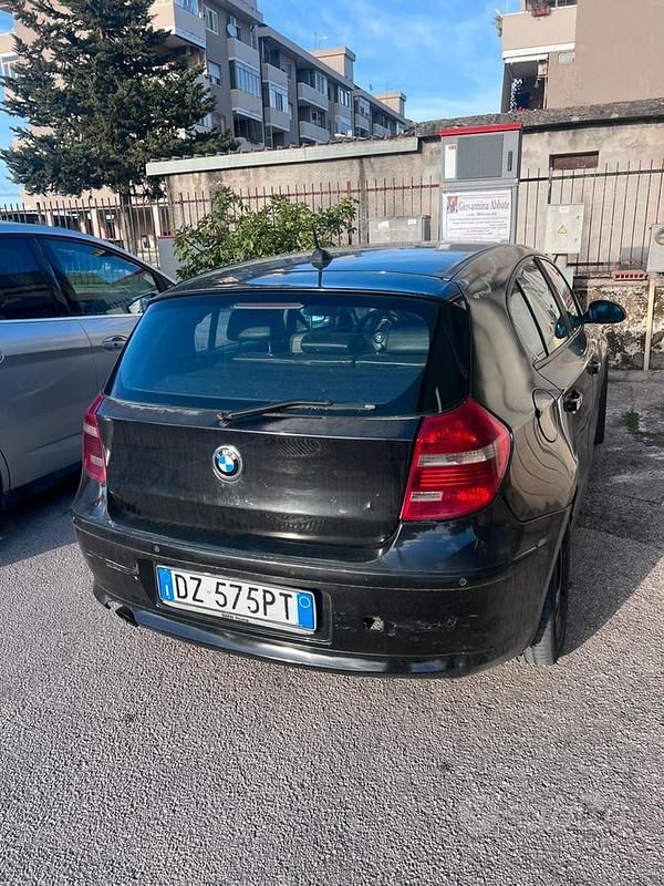Usata BMW 120 2010 Nero Utilitaria