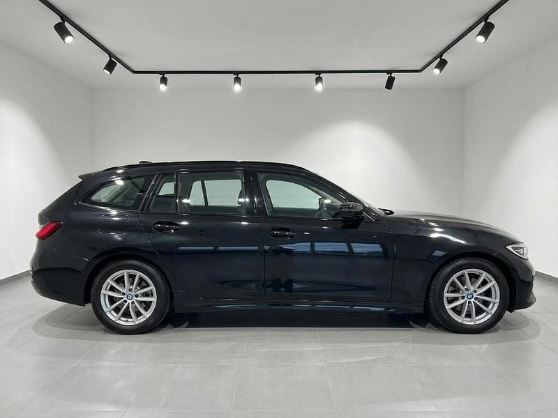 Usata BMW 316 Advantage 166 CV (122 kW) 2022 Nero Station wagon