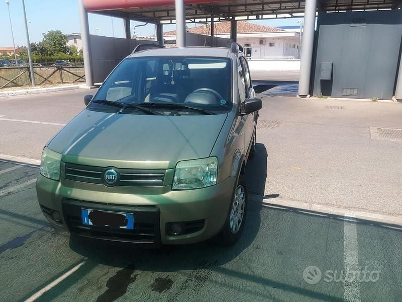 Usata Fiat Panda 4x4 Climbing 2006 Grigio Utilitaria