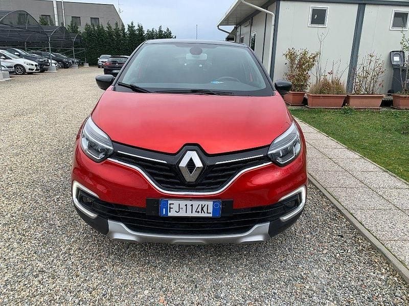 Usata Renault Captur Intens 120 CV (88 kW) 2017 Rosso SUV