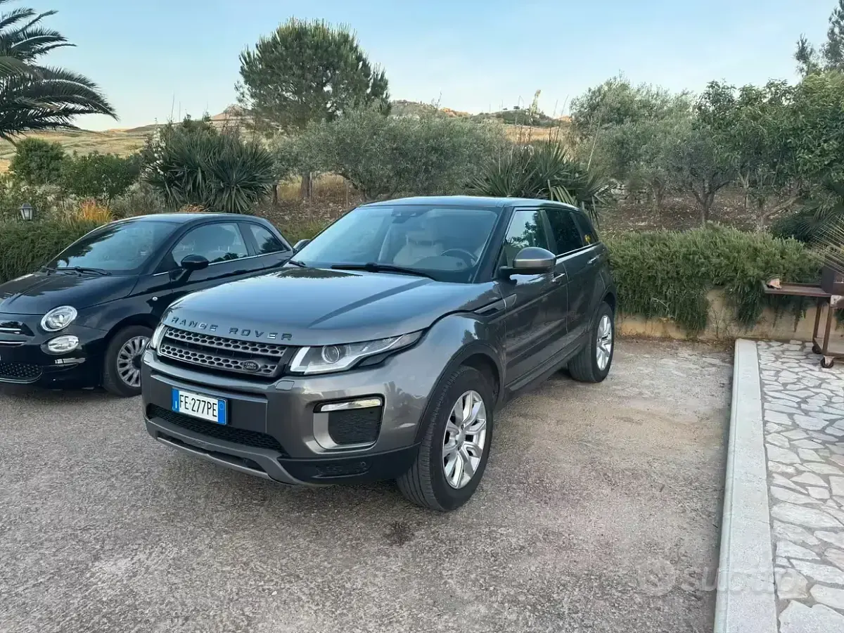 Usata Land Rover Range Rover evoque 180 CV (132 kW) 2017 Grigio Station wagon