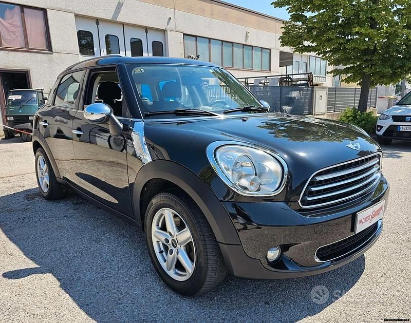 Usata Mini One Countryman 98 CV (72 kW) 2012 Nero SUV