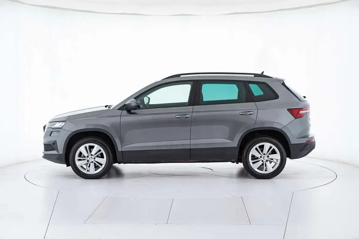Usata Skoda Karoq Selection 116 CV (85 kW) 2024 Grigio SUV