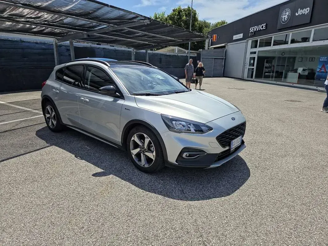 Usata Ford Focus ST-Line 125 CV (91 kW) 2021 Berlina