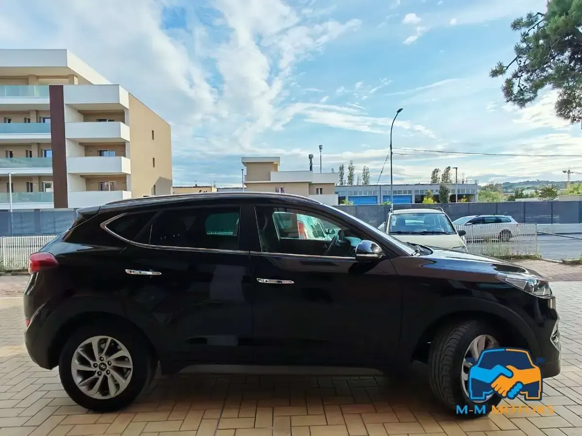 Usata Hyundai Tucson Xpossible 116 CV (85 kW) 2016 Nero SUV