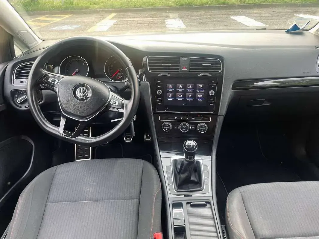 Usata VW Golf VII Executive 116 CV (85 kW) 2019 Bianco Berlina