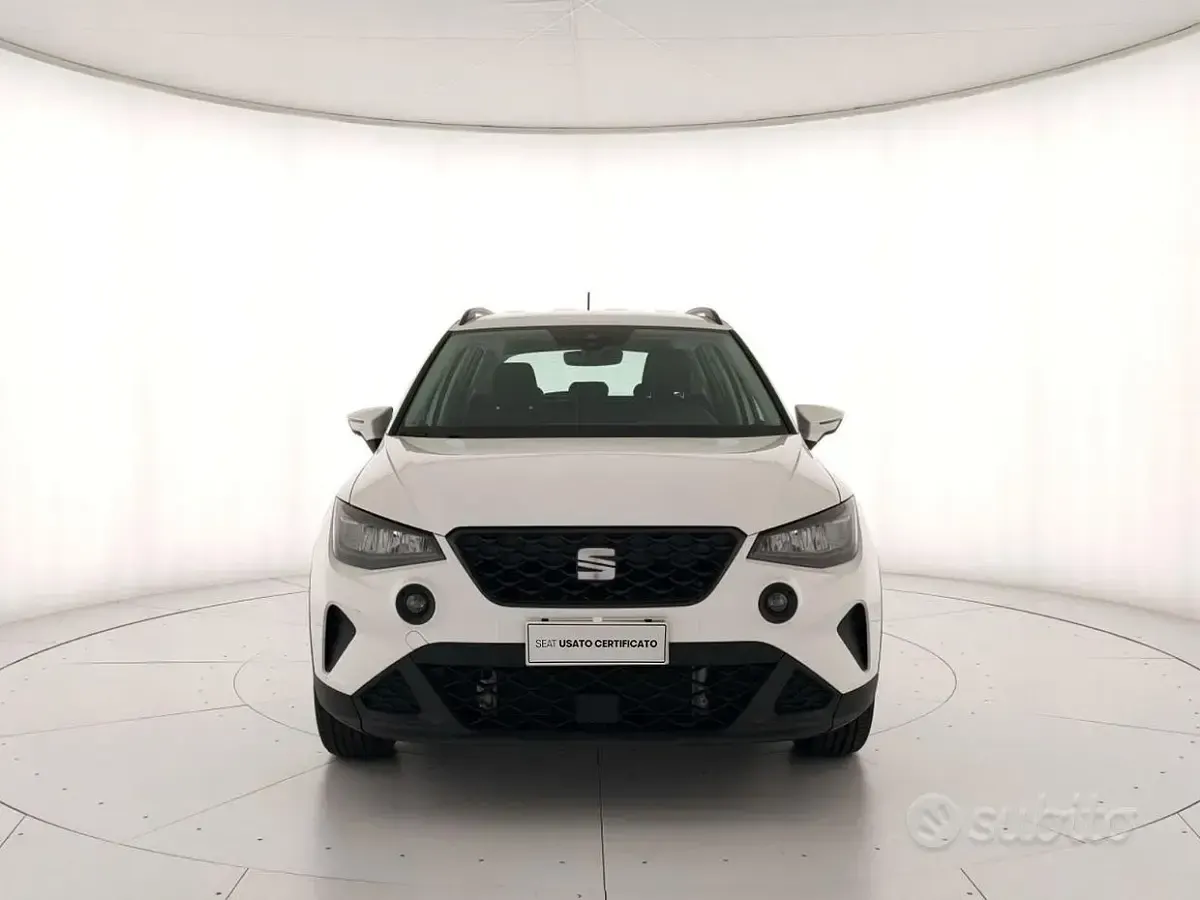 Usata Seat Arona Style 110 CV (80 kW) 2023 Bianco SUV